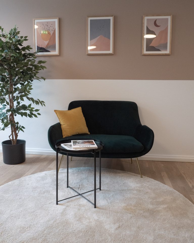 Couch (small)